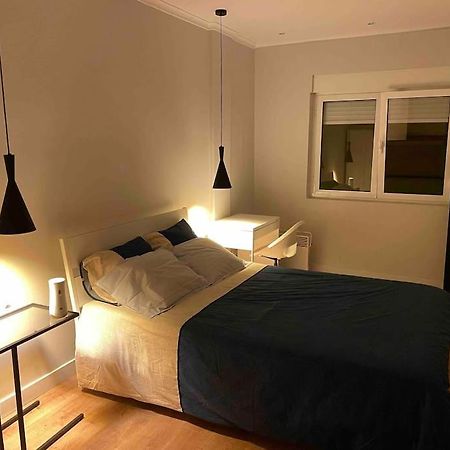Quarto De Casal Close To Lisbon Flat Equipado Almada Exterior photo