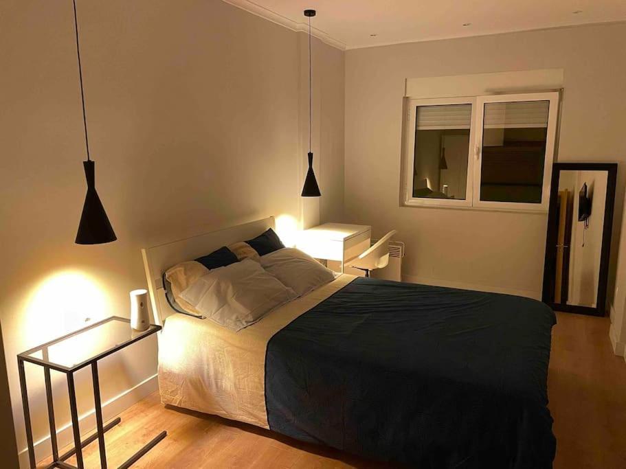 Quarto De Casal Close To Lisbon Flat Equipado Almada Exterior photo